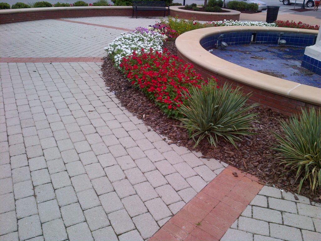 commercial property entrance landscaping