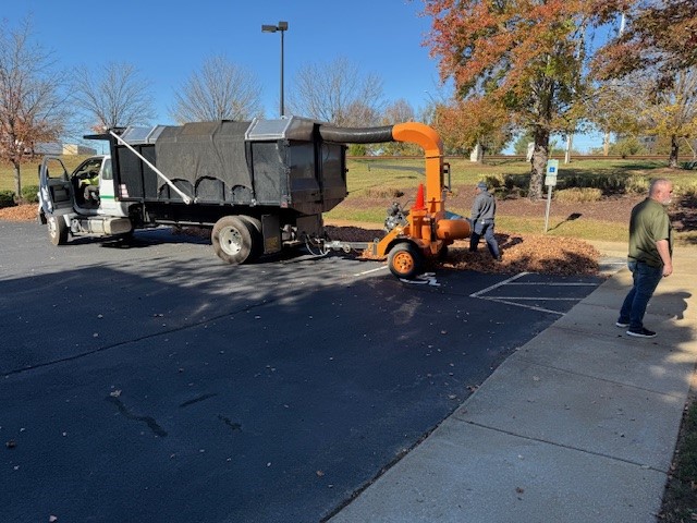 leaf and debris removal for apartment communities